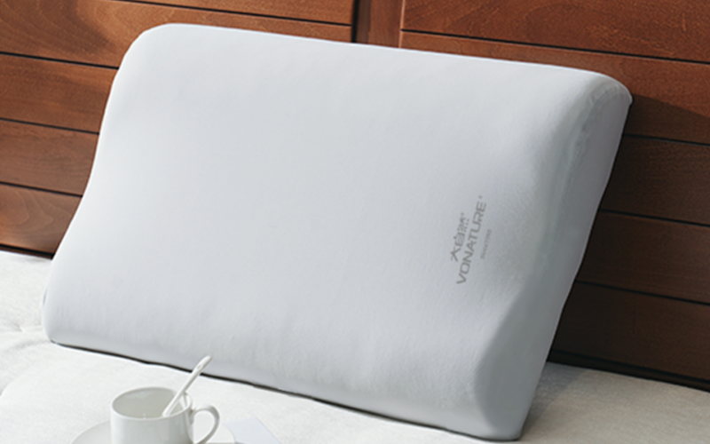 棕語(yǔ)護(hù)頸枕_封面圖